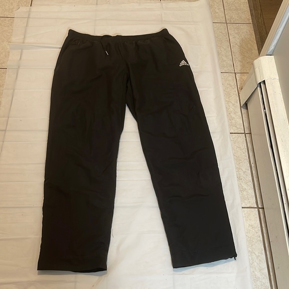 adidas Other - Adidas men’s workout pants black size L